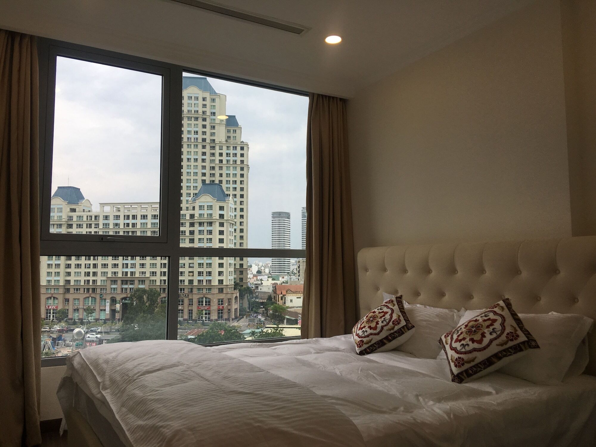 Vinhomes Central Park Jack Hai Luxury Service Apartment Ho Şi Min Exterior foto